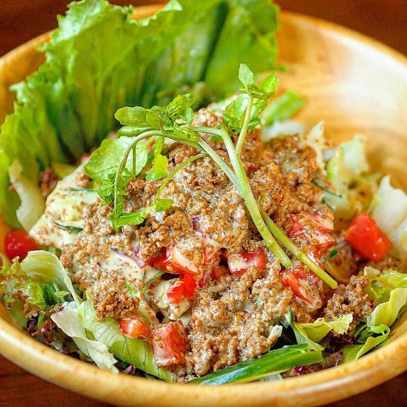 肉みそサラダ(カントリーレストランスワン)