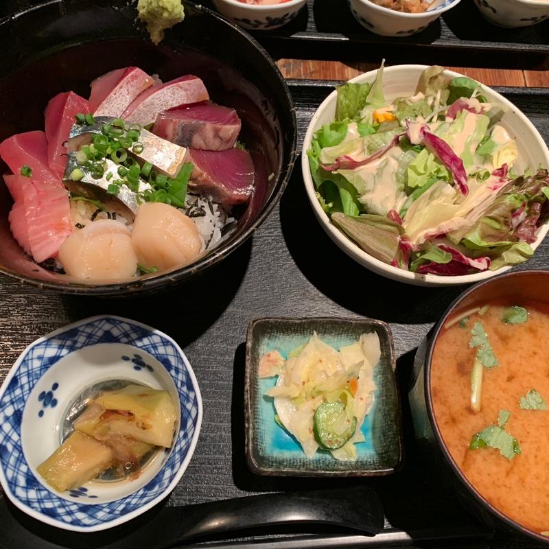 海鮮丼(あら井鮨総本店)