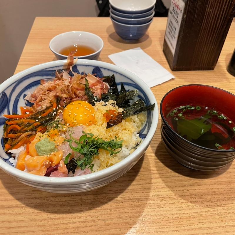 ふじ丼(魚屋スタンド ふじ)