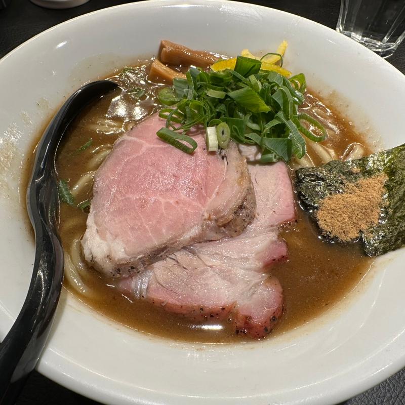 濃厚豚骨魚介蕎麦(百合の咲く場所)