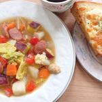7種の野菜とソーセージの粒マスタードスープ