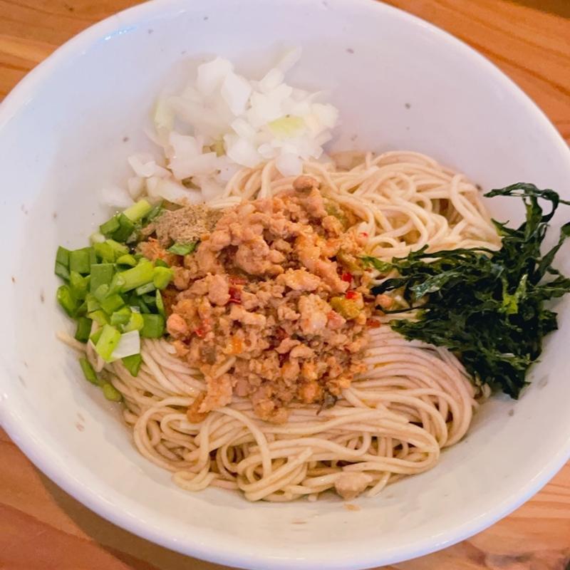 台湾和え玉（一玉）(だし・麺 未蕾)