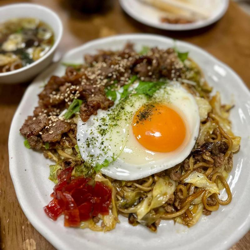 肉玉焼きそば(北海屋)