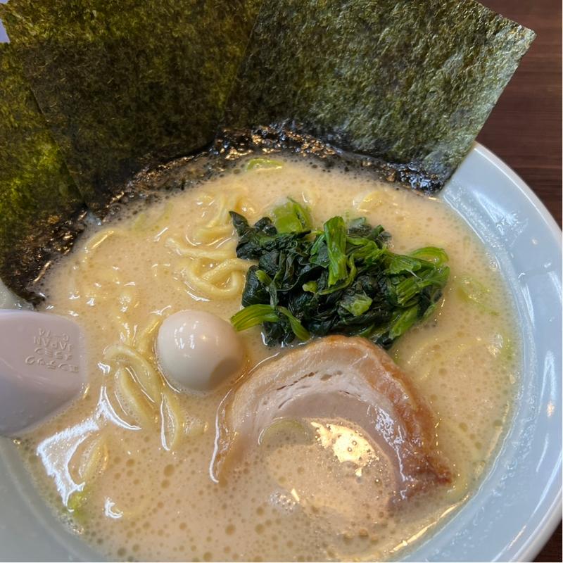 (横浜家系ラーメン 厚木インター 魂心家)
