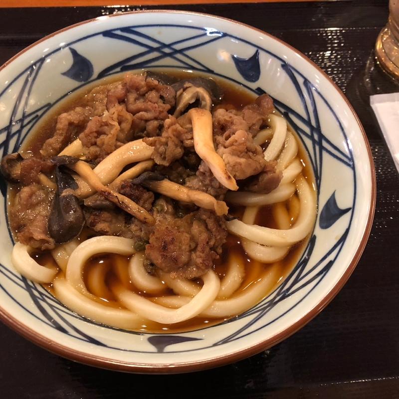ぶっかけ肉しめじうどん(丸亀製麺 吉祥院店 )