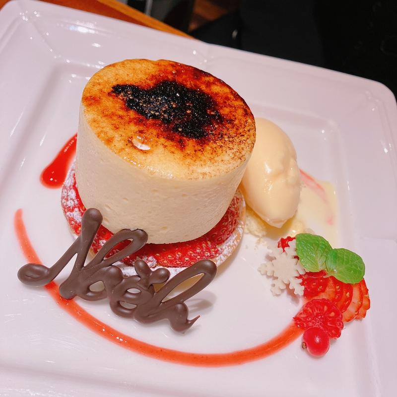 苺のシブースト(珈琲茶館　集 新宿店 )