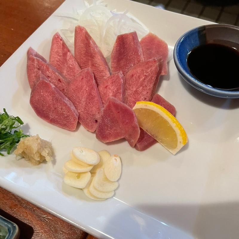 馬たん刺し(居酒屋 どんどん )