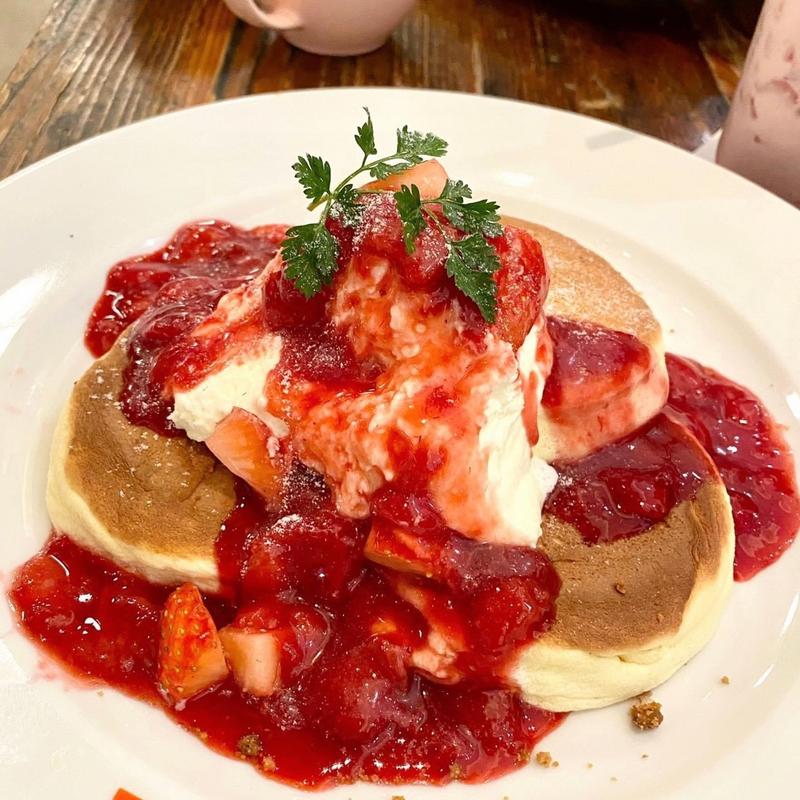ストロベリーパンケーキ(The French Toast Factory ヨドバシAkiba店)