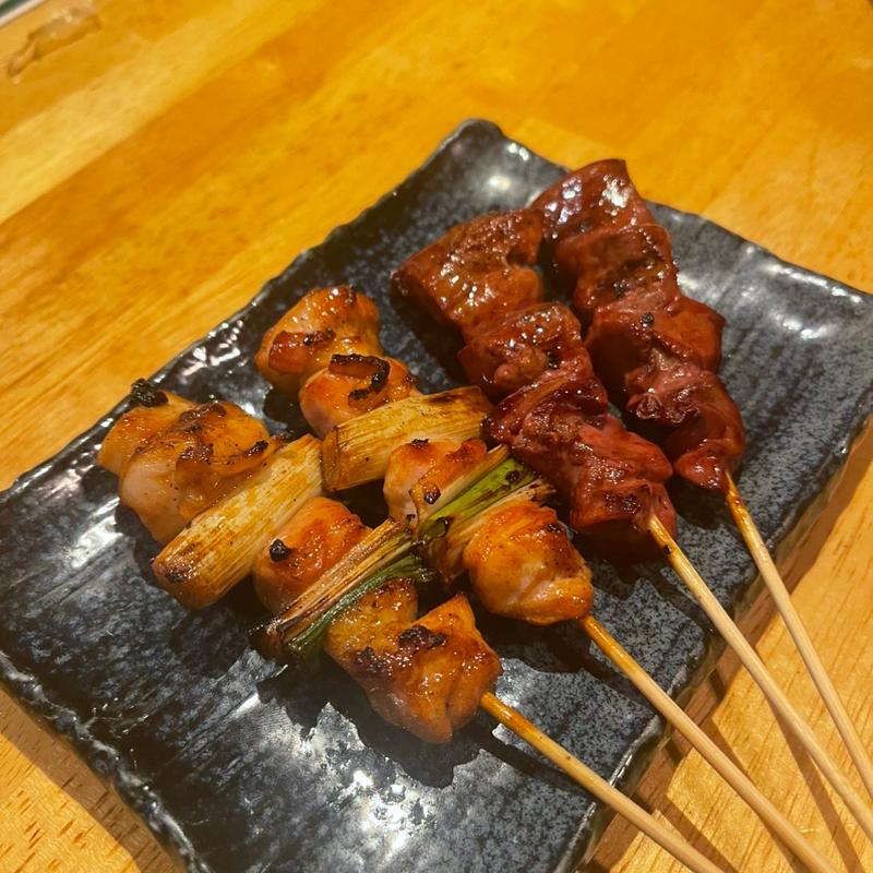 ネギ身と肝(やきとりやさんあっ鶏)