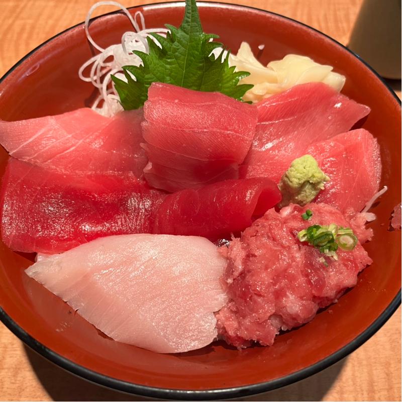 マグロ丼(鮮味楽)