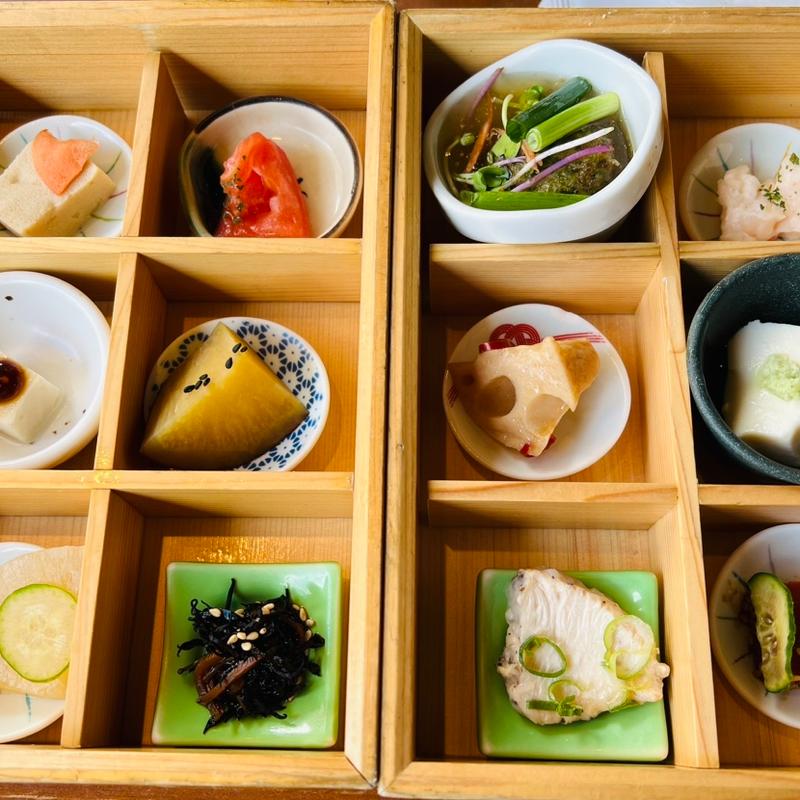 一汁十八菜 農家御膳(農家うたげ。SANNOMIYA)