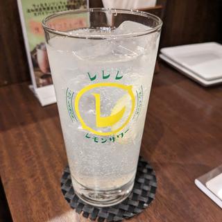 王道レモンサワー(立ち飲み食堂 ウルトラスズキ)