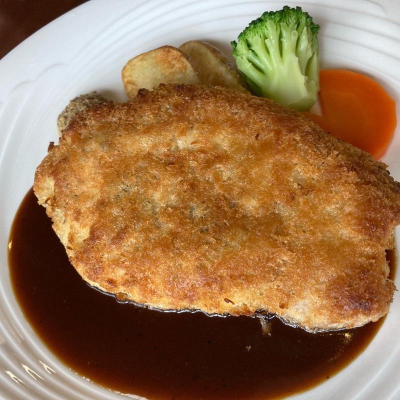県内産豚肉のポークカツレツ(カフェレストラン 匠)