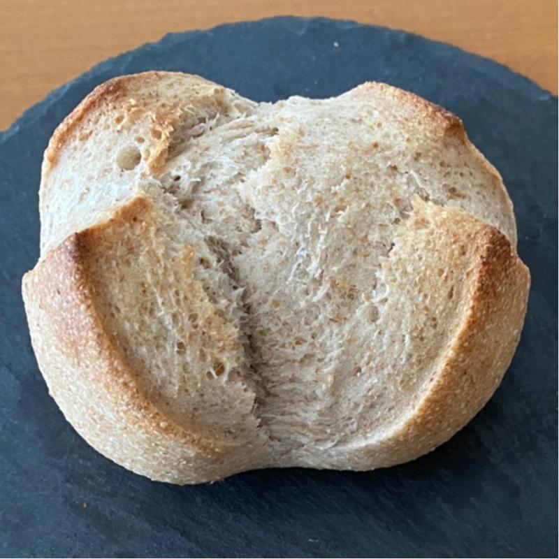 天然酵母 全粒粉のパン(くまのパン屋ウーフ)