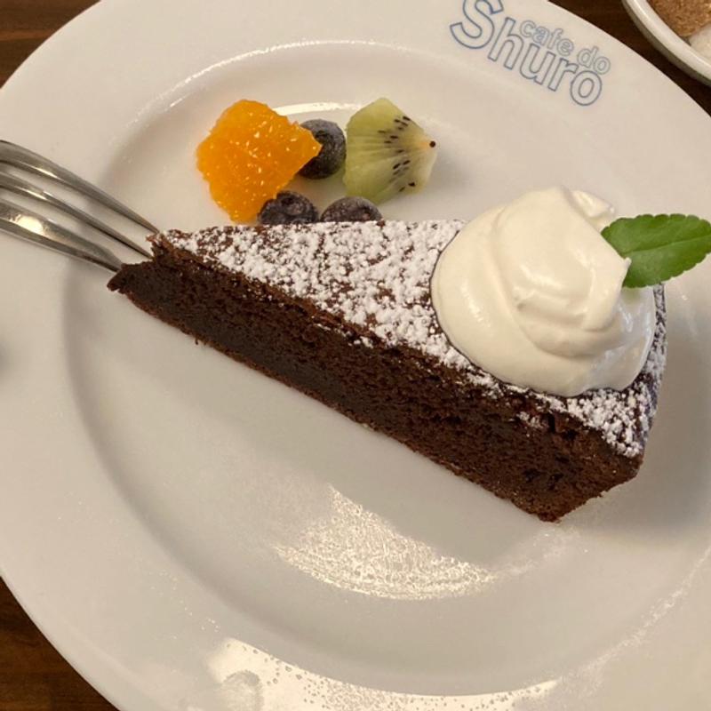 ケーキセット　(ガトーショコラ)(カフェ ド シュロ)
