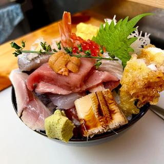 スペシャル海鮮丼(淳ちゃん寿司)