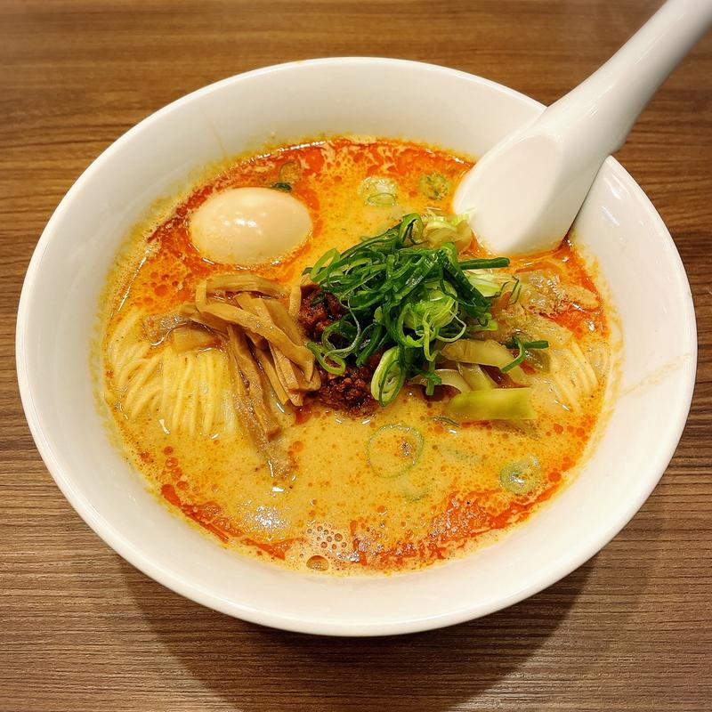 担々メン(支那ソバおさだ)