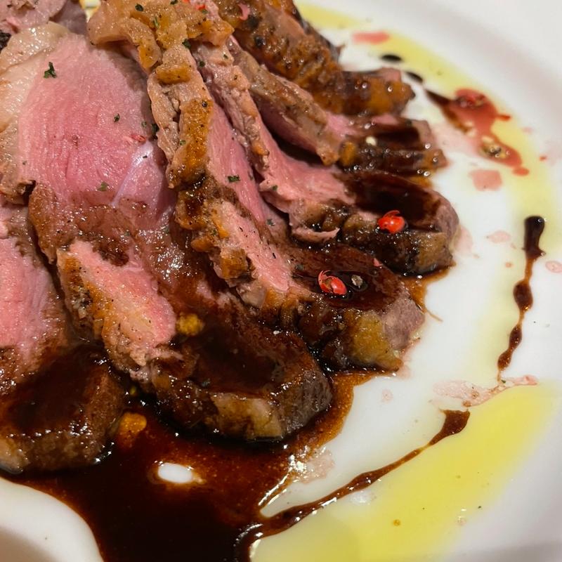 鴨肉のロースト(ピッツェリア·マルターノ)