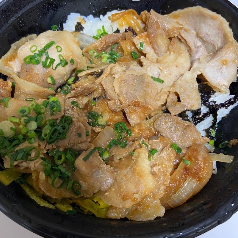 醤油ガッツ丼 温玉のせ メガ盛り(串カツ田中 本八幡店)