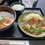 醤油ラーメンと生姜焼きセット(五味八珍 高丘店)