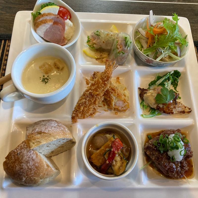 お楽しみワンプレートランチ♪(西洋厨房 萌黄)