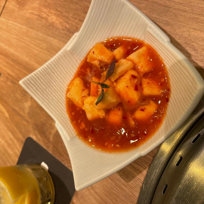 はちみつ梅の山芋キムチ(焼肉 牛宮城)