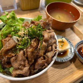 韓国風カルビ丼(肉めし あらさこ)