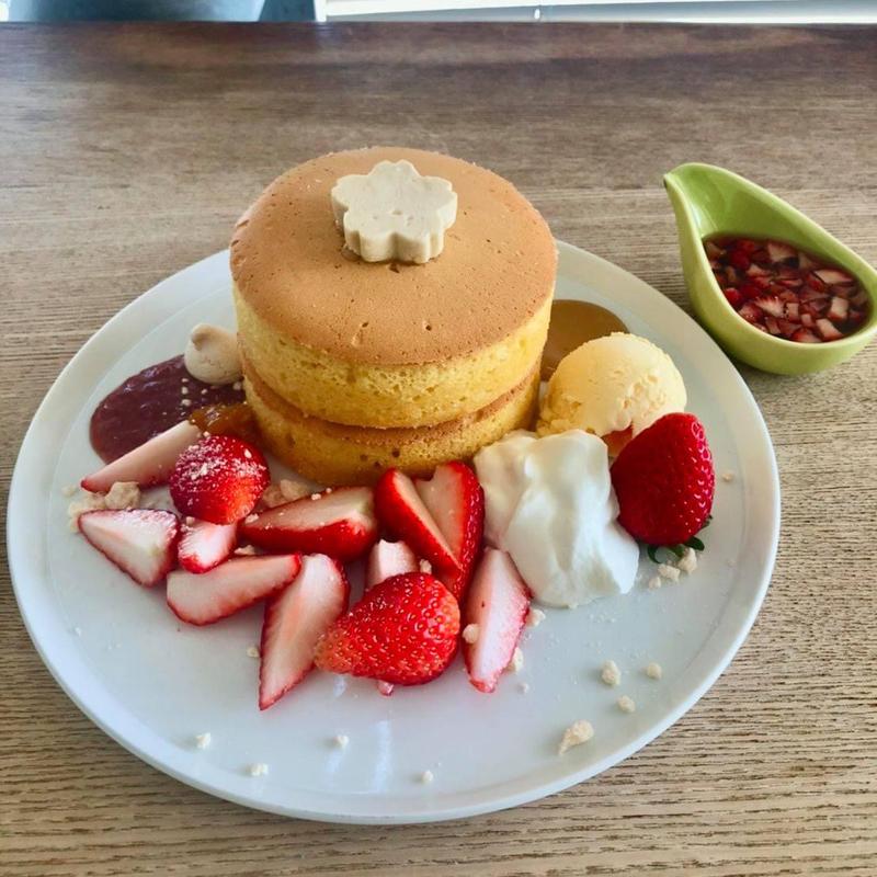 いばらキッス苺ホットケーキ(adito)