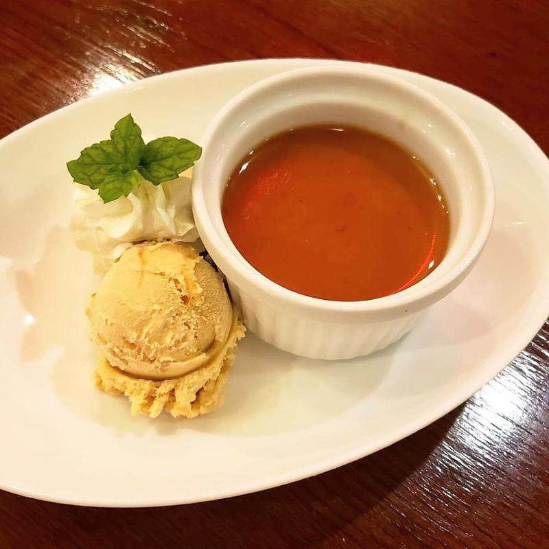 栗とほうじ茶のプリンとキャラメルアイス(カントリーレストランスワン)