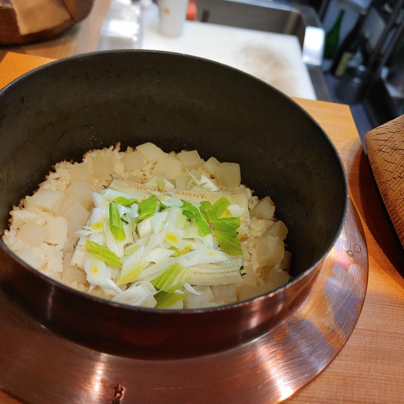 穴子と大根の炊き込みごはん　一人前(料理屋　染川)