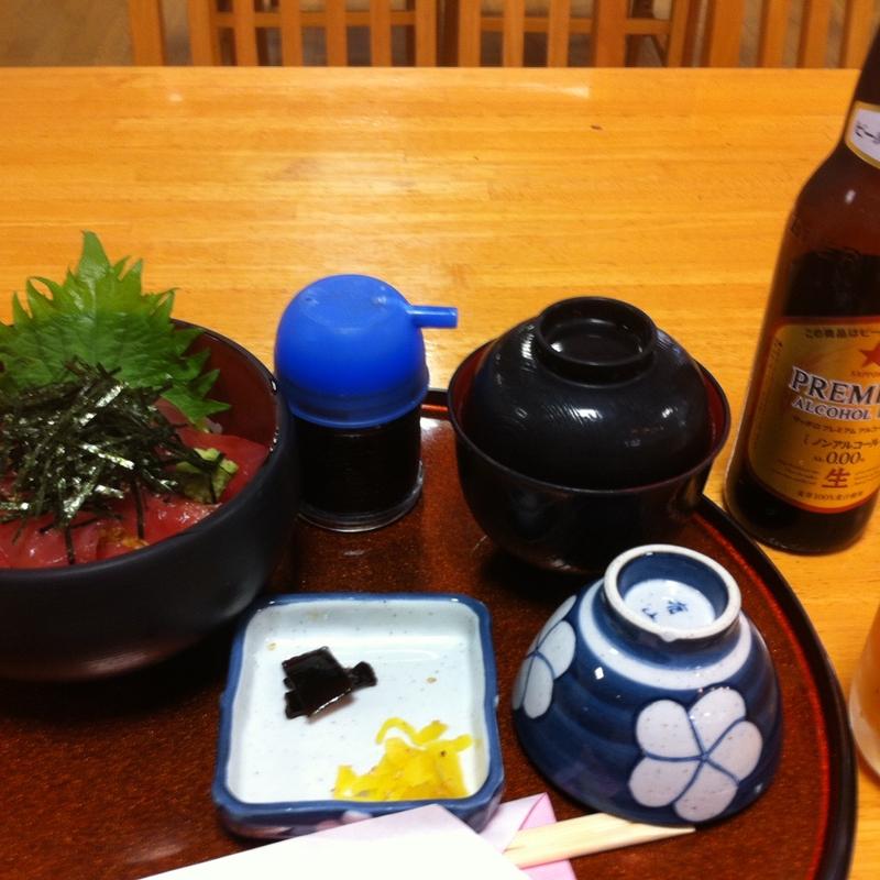 マグロ丼(那智ねぼけ堂 )