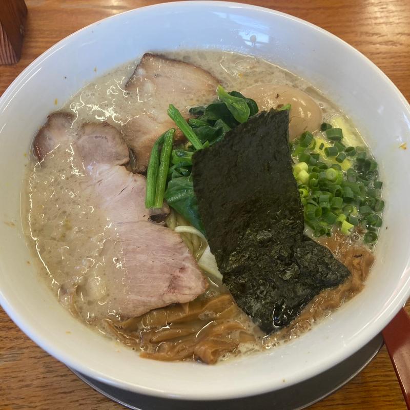 豚骨と豆乳の泡雪塩ラーメン(栃木中華そば 神志)