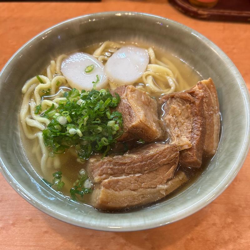 ラフティそば(沖縄そば やんばる （おきなわそば・やんばる）)