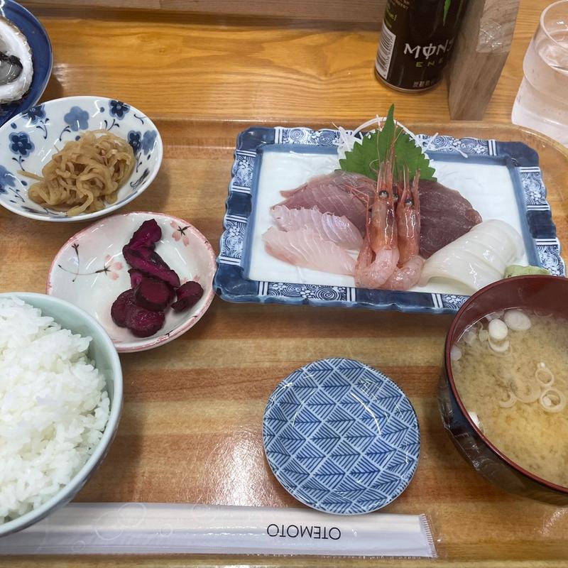 (男鹿海鮮料理　三代目ほたる )