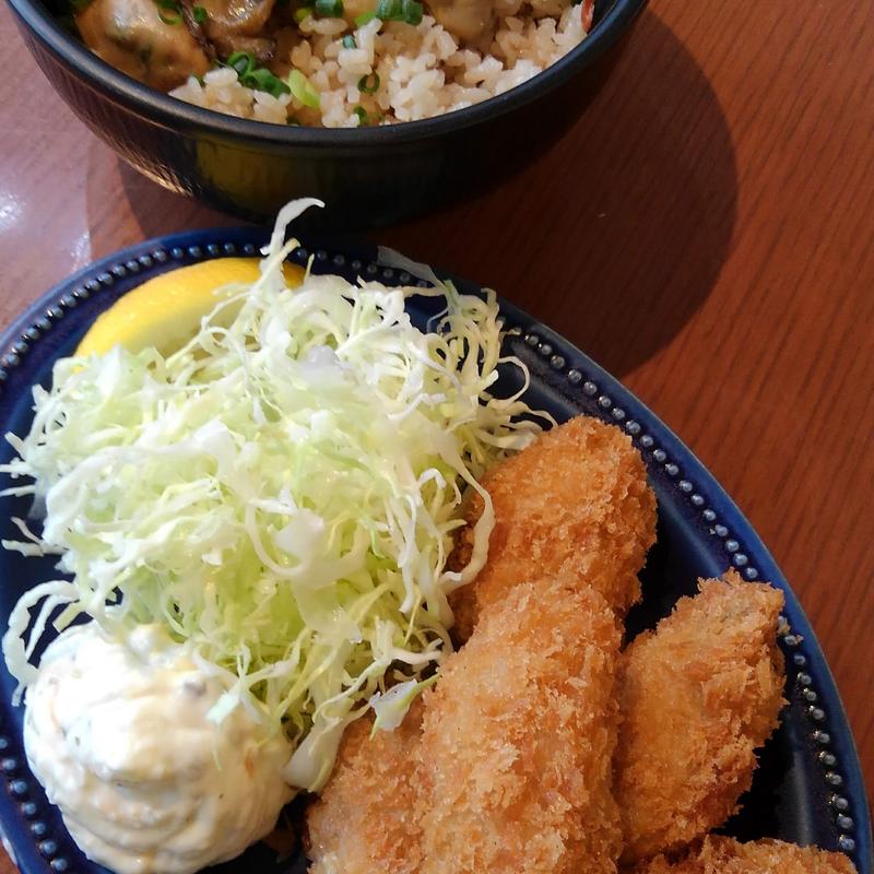カキフライ定食(オイスターマーケット牡蠣市場とうきょうスカイツリー駅前店)