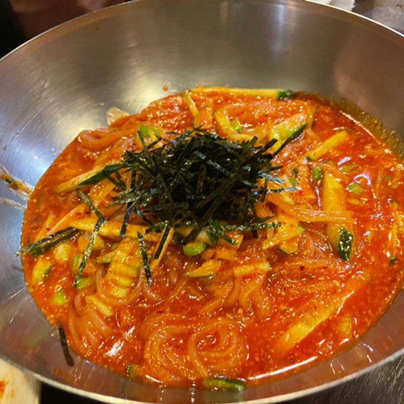 ビビン麺(三宿トラジ)