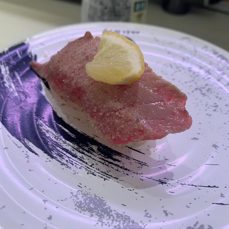 炙り中とろ一貫(回転寿司みさき アリオ北砂店)