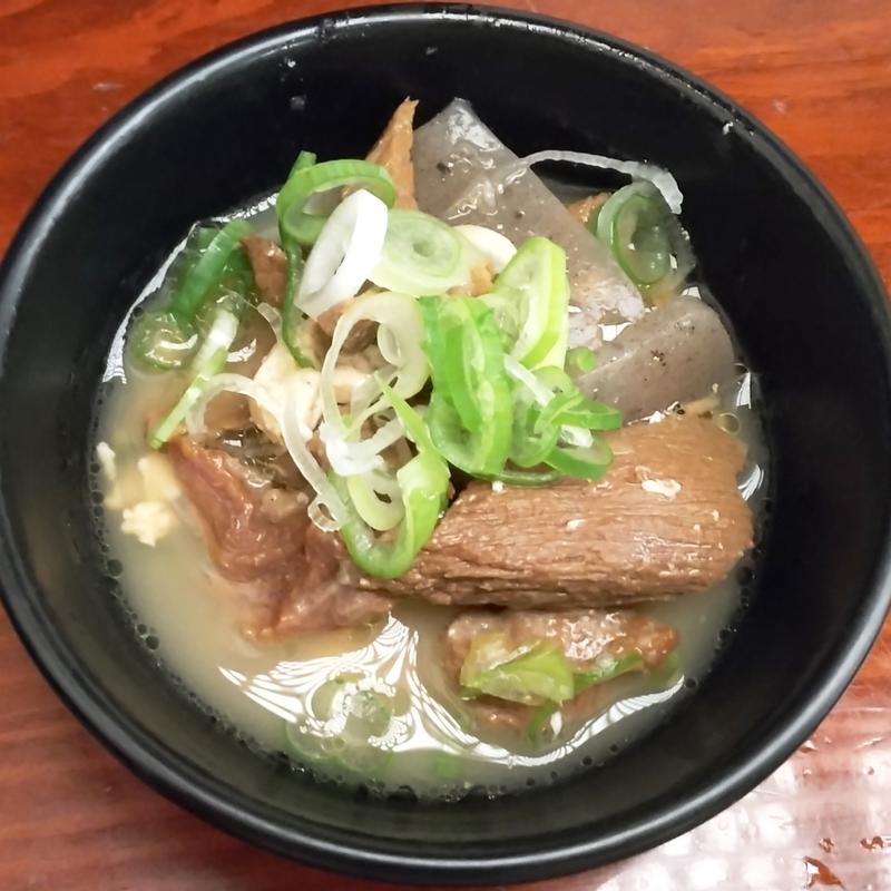 お通し（牛たん塩煮込み）(杜の都 五橋横丁)