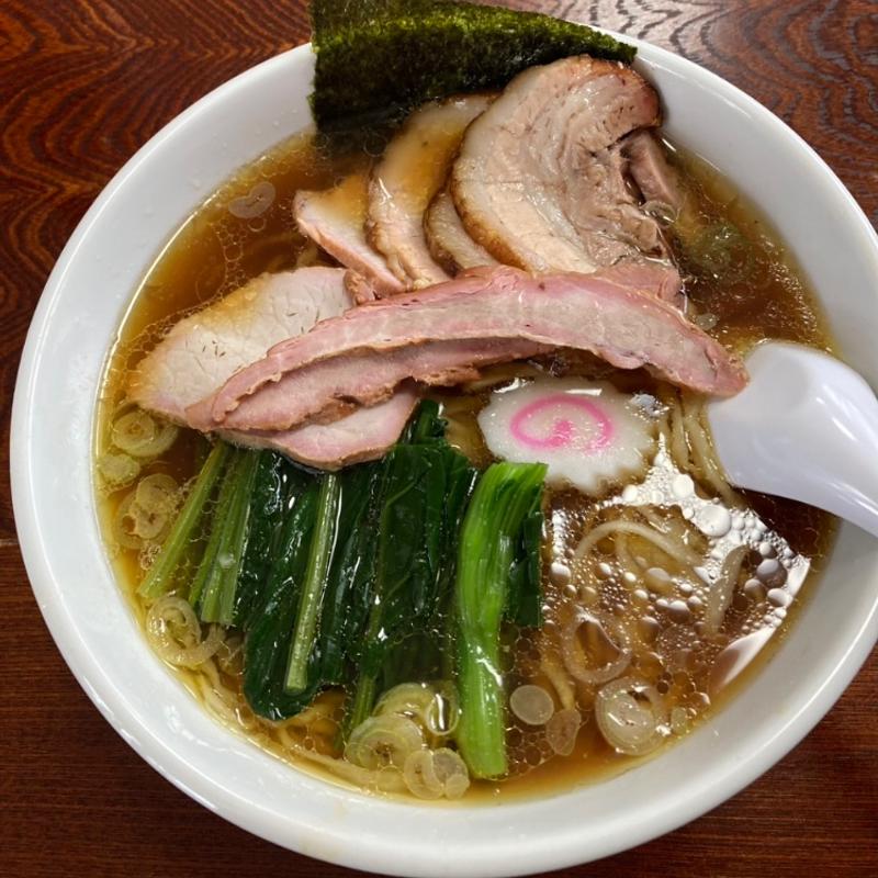 醤油チャーシュー麺（ほうれん草増し）(手打中華 餐)