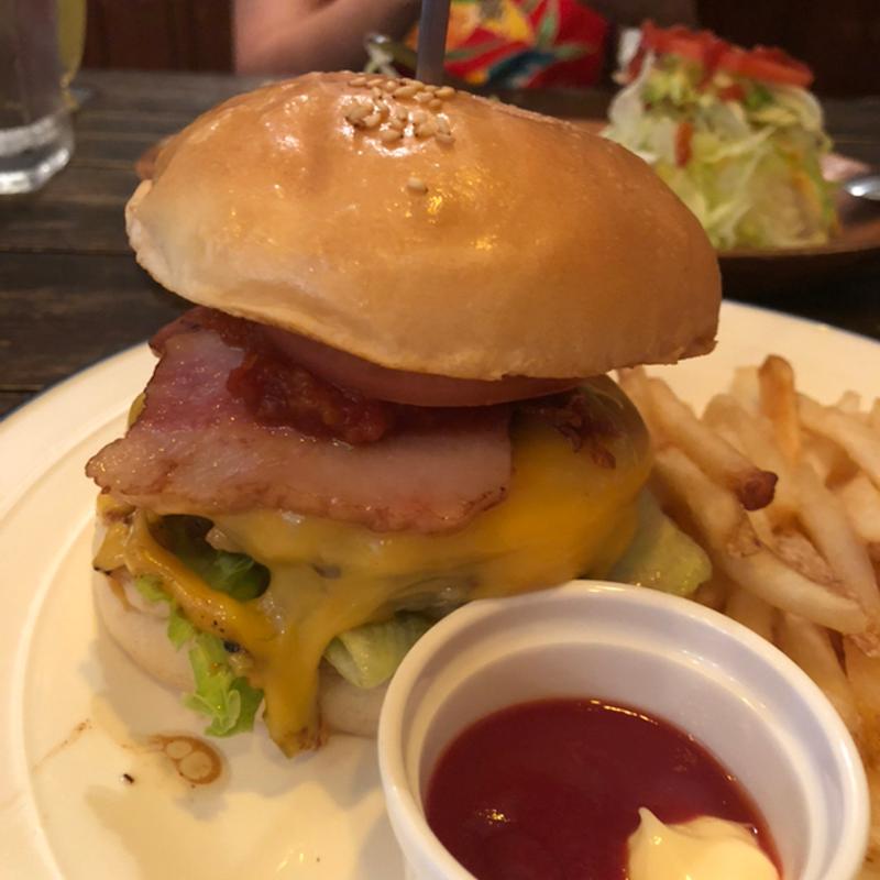 75 Burger(具志堅多幸寿)