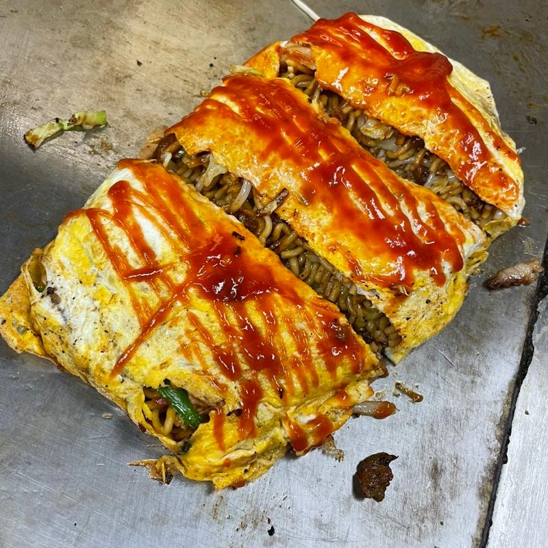 オムそば(まや徳)