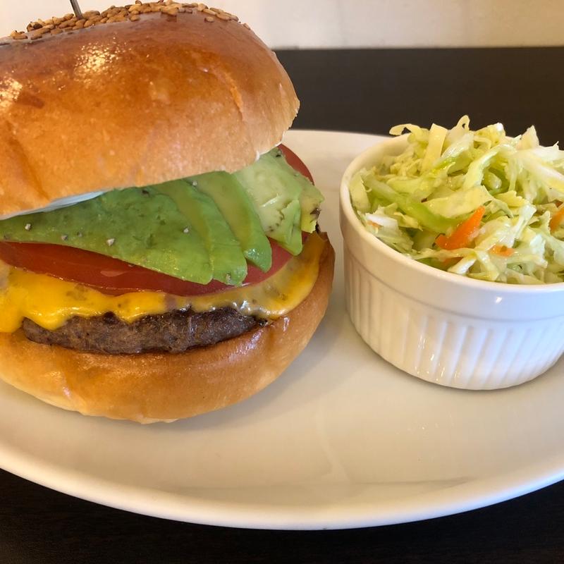 アボカドチリチーズバーガー(Qino's Manhattan New York)