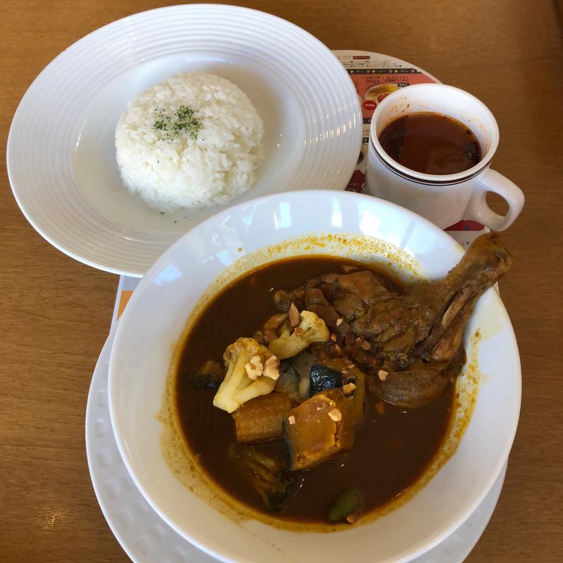 ほろほろチキンとごろごろ野菜のスープカレーランチ(ココス 扇店)