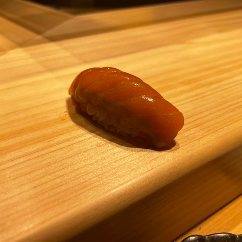 鱒の介(鮨 りんだ)