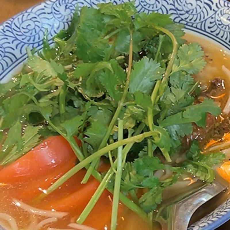 パクチー大盛り(チョップスティックス 高円寺本店)