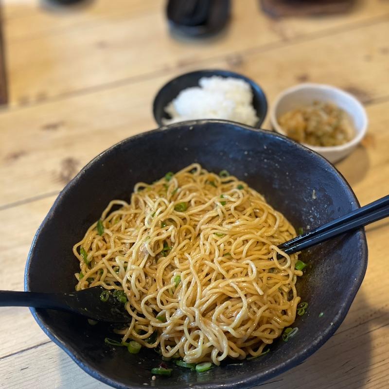 汁なし坦々麺(炭火やきとり楽)