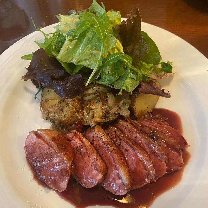 チョイスランチ(鴨肉のロースト)(ビストロミツ)