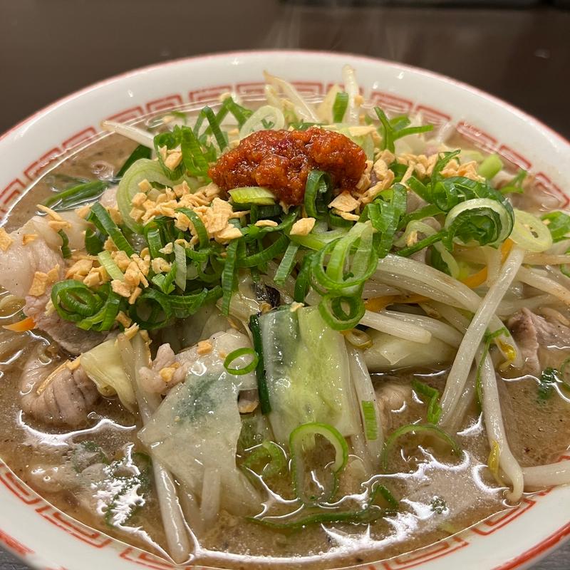 スタミナタンメン(博多とんこつ 豚の足跡)