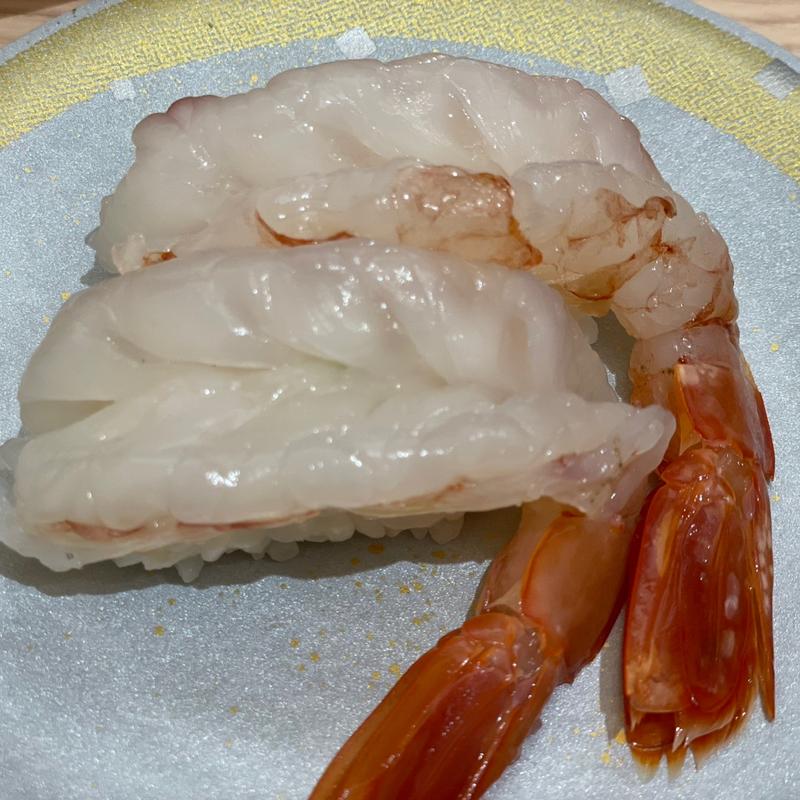 ぷりっぷりの赤海老(廻転寿司 まぐろ問屋 新横浜ぐるめストリート店)