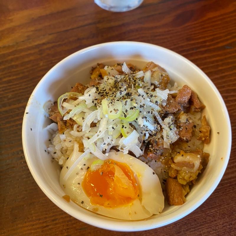 魯肉飯(良温 （Ra-on）)